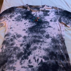 Anti social T-shirt medium